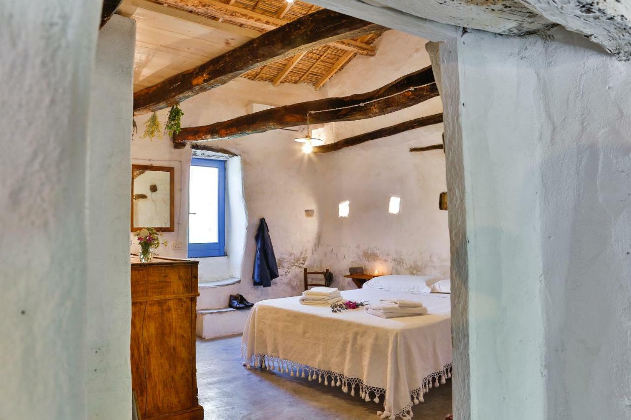 Mario Cesare - Exclusive B&B Gergei エクステリア 写真