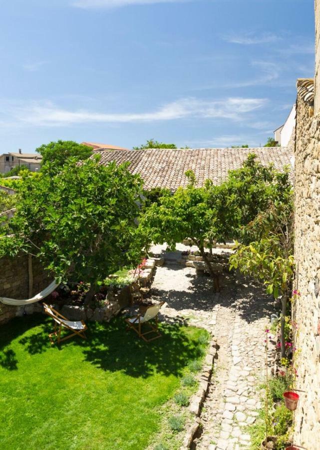 Mario Cesare - Exclusive B&B Gergei エクステリア 写真